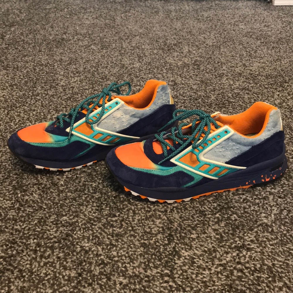 Brooks Shoe Gallery, Lifestyle shoes.